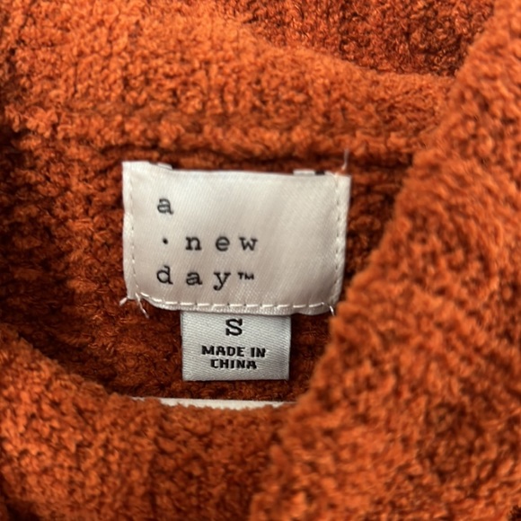 A New Day Orange sweater size small - Picture 2 of 2